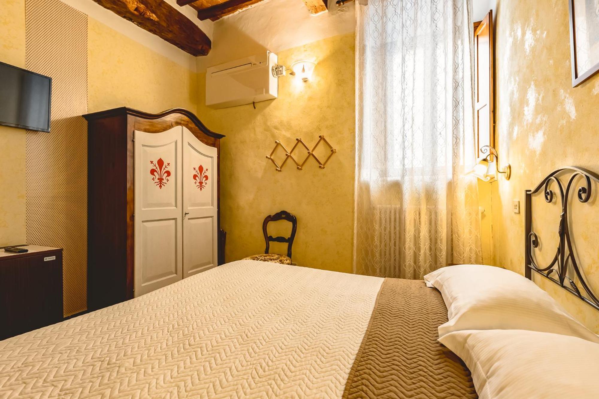 Meuble Evoe Bed & Breakfast Montepulciano Bagian luar foto