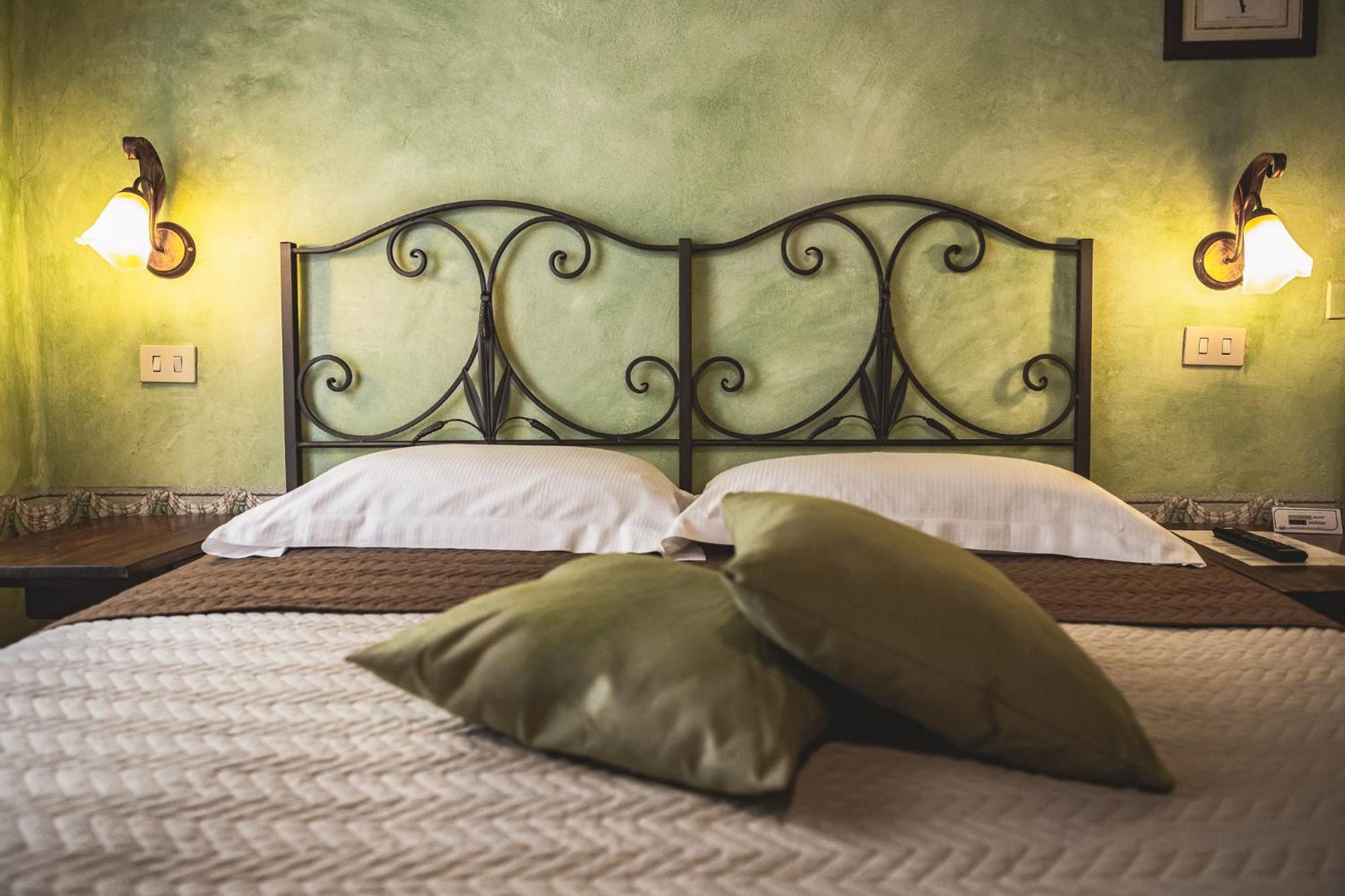 Meuble Evoe Bed & Breakfast Montepulciano Bagian luar foto